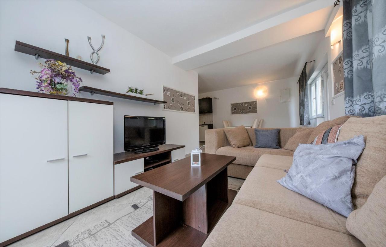 Apartments Anica קמפור מראה חיצוני תמונה