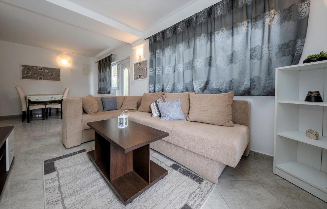 Apartments Anica קמפור מראה חיצוני תמונה
